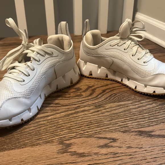 Reebok Galaxy 1 size 9 women’s shoes - Picture 5 of 9